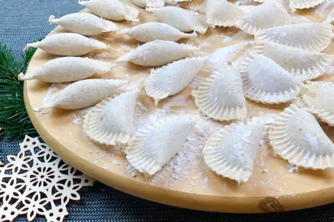 Pyszne pierogi bezglutenowe: sprawdzony przepis na ciasto