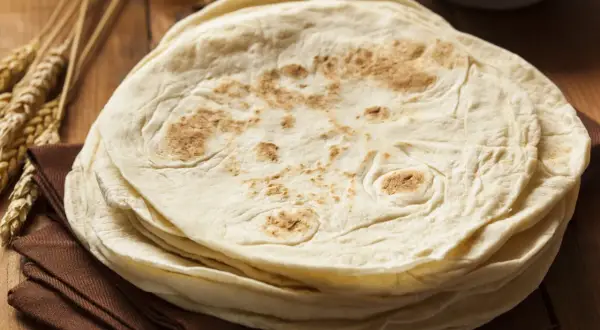 Prosty przepis na ciasto tortilla - idealne do domowych tortilli